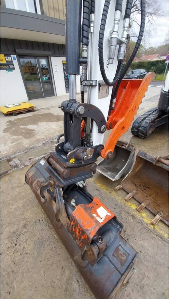 Гусеничный экскаватор BOBCAT E27: фото 20 Гусеничный экскаватор BOBCAT E27: фото 20