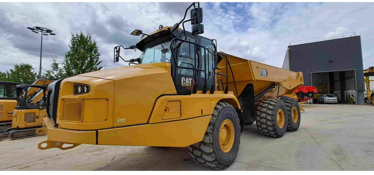 CAT 730 - Сочленённый самосвал: фото 1 CAT 730 - Сочленённый самосвал: фото 1