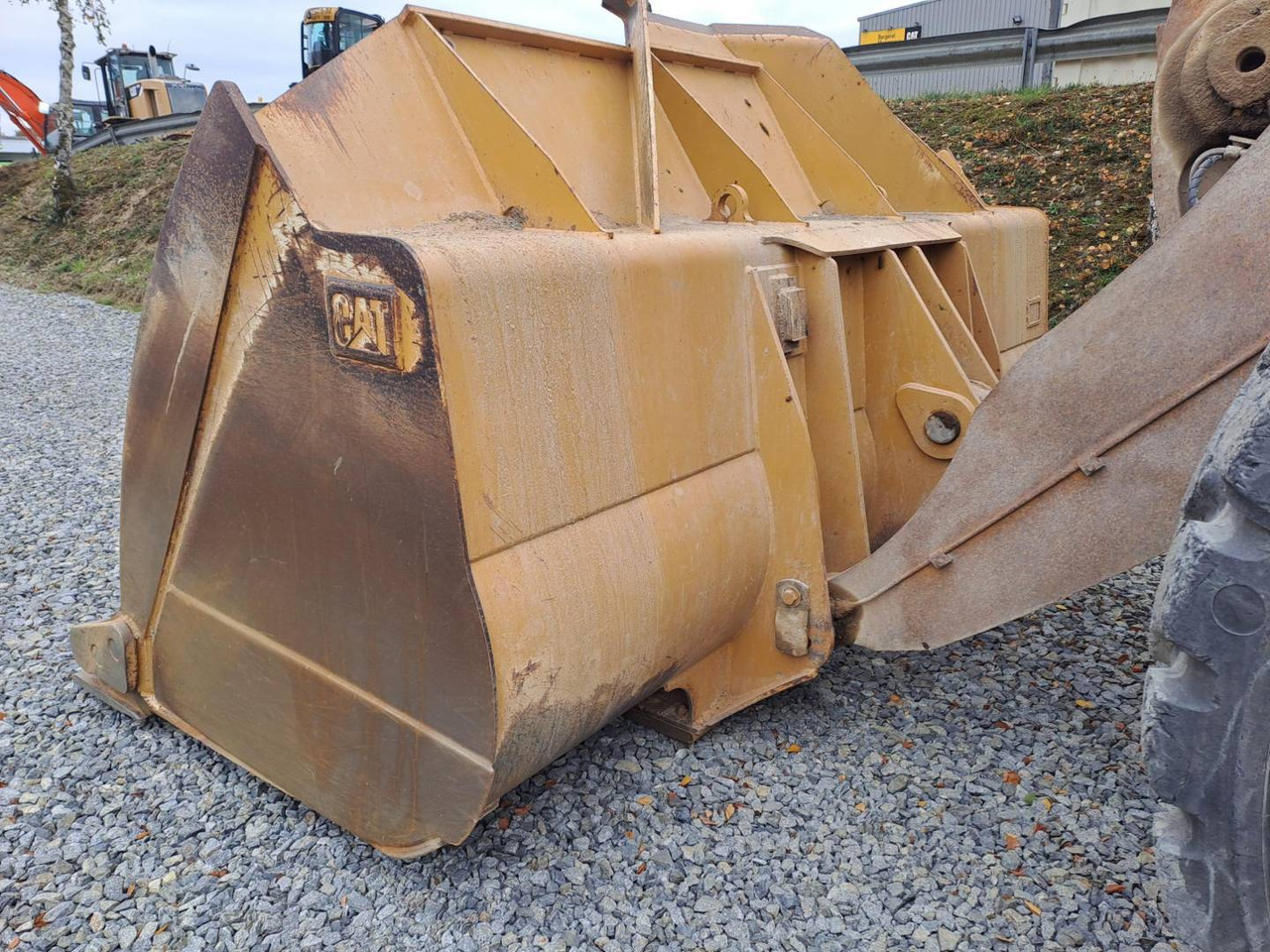 Колёсный погрузчик CAT 972K: фото 11