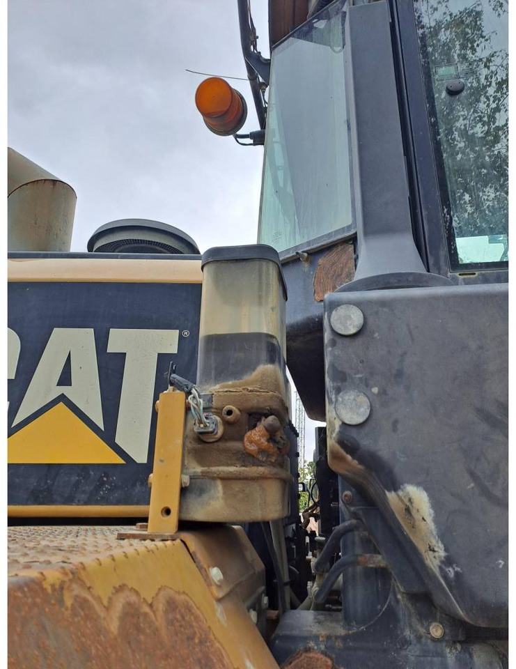 Колёсный погрузчик CAT 972K: фото 15