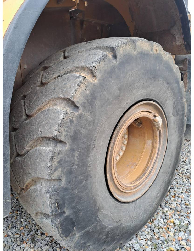 Колёсный погрузчик CAT 972K: фото 16