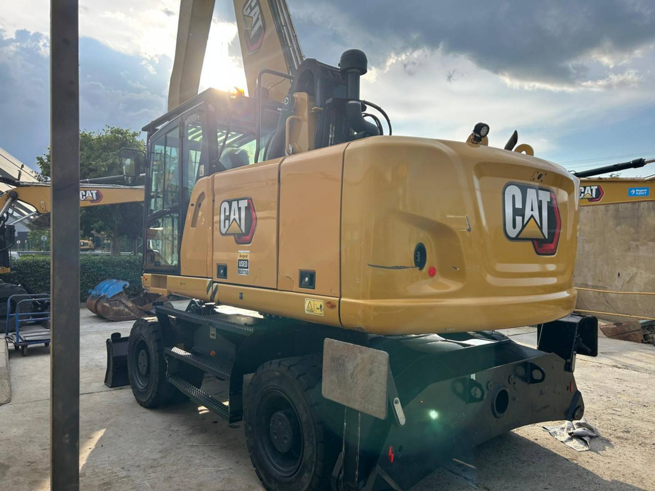 CAT MH3024-1 - Колёсный экскаватор: фото 4 CAT MH3024-1 - Колёсный экскаватор: фото 4