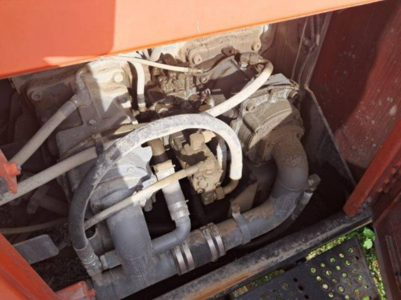 Гусеничный экскаватор HITACHI ZX 670 45: фото 11