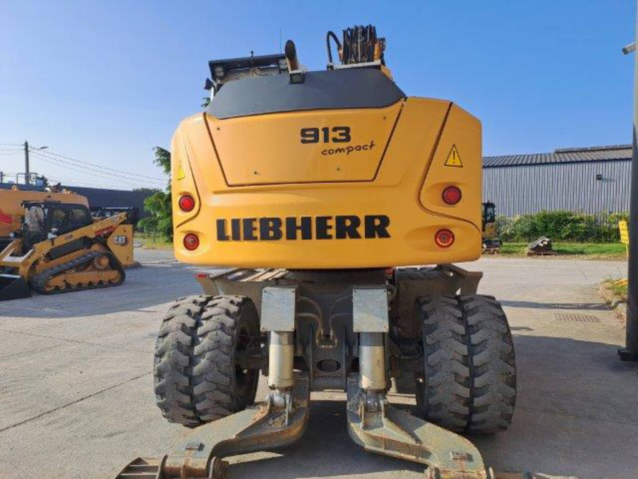 LIEBHERR A913 - Колёсный экскаватор: фото 3 LIEBHERR A913 - Колёсный экскаватор: фото 3