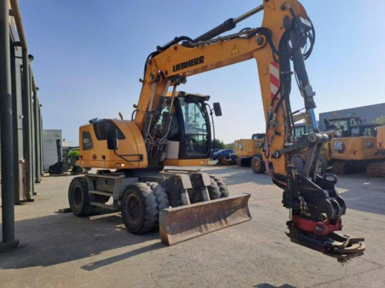 LIEBHERR A913 - Колёсный экскаватор: фото 2 LIEBHERR A913 - Колёсный экскаватор: фото 2