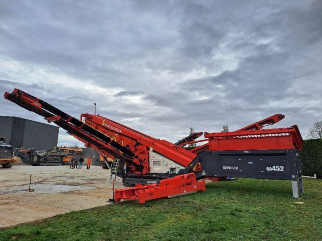 SANDVIK MINING & CONSTRUCTION QA452 - Дробилка: фото 3 SANDVIK MINING & CONSTRUCTION QA452 - Дробилка: фото 3