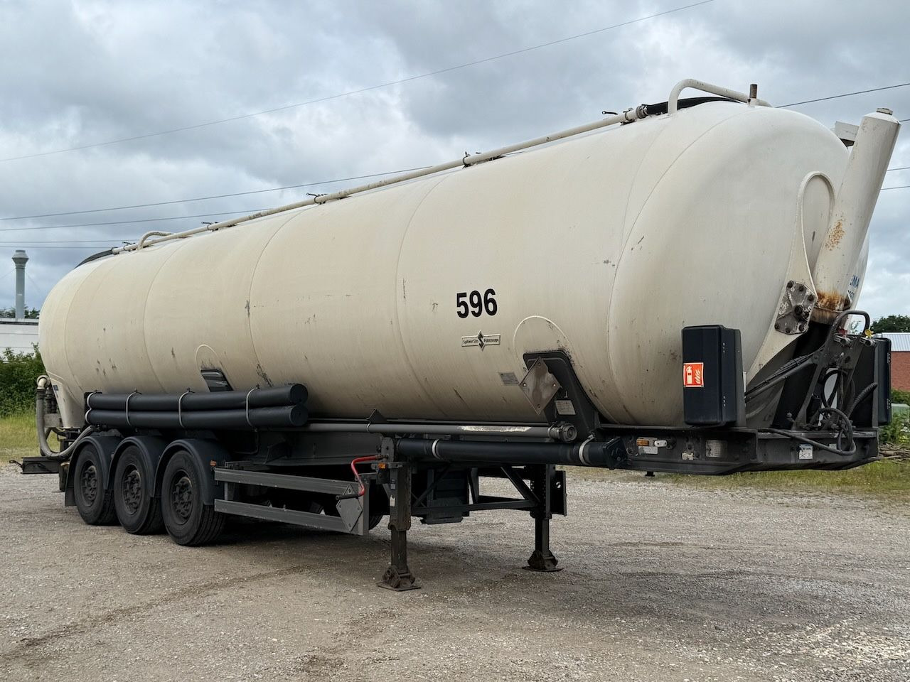 Spitzer SK 2760 CAL Kippsilo - Полуприцеп цистерна для сыпучих грузов: фото 3 Spitzer SK 2760 CAL Kippsilo - Полуприцеп цистерна для сыпучих грузов: фото 3
