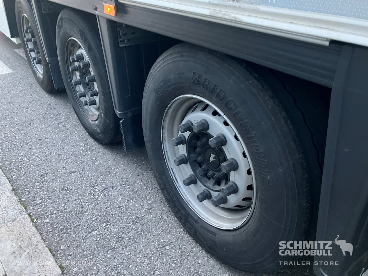 SCHMITZ Semiremolque Frigo Standard Double deck - Изотермический полуприцеп: фото 5 SCHMITZ Semiremolque Frigo Standard Double deck - Изотермический полуприцеп: фото 5