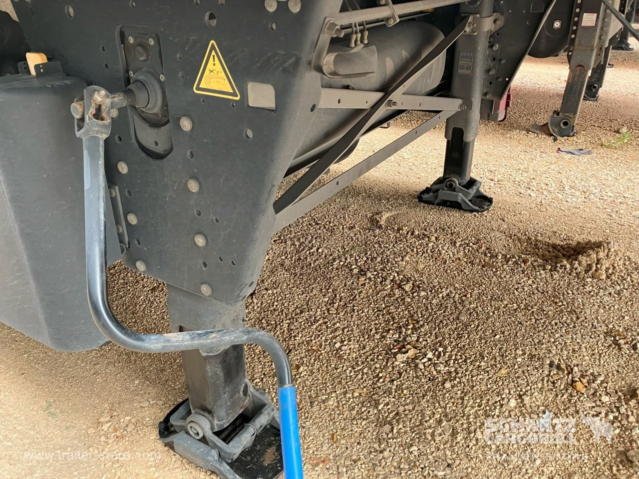 SCHMITZ Semiremolque Frigo Standard - Изотермический полуприцеп: фото 2 SCHMITZ Semiremolque Frigo Standard - Изотермический полуприцеп: фото 2