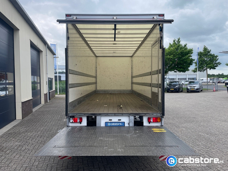 MAN TGL 12.180 4x2 Euro 6 Bakwagen MAN TGL 12.180 Bakwagen Euro 6 - Bouwjaar 2016 - Km 394.831 - Laadklep - Good condition - Грузовик с закрытым кузовом: фото 5 MAN TGL 12.180 4x2 Euro 6 Bakwagen MAN TGL 12.180 Bakwagen Euro 6 - Bouwjaar 2016 - Km 394.831 - Laadklep - Good condition - Грузовик с закрытым кузовом: фото 5