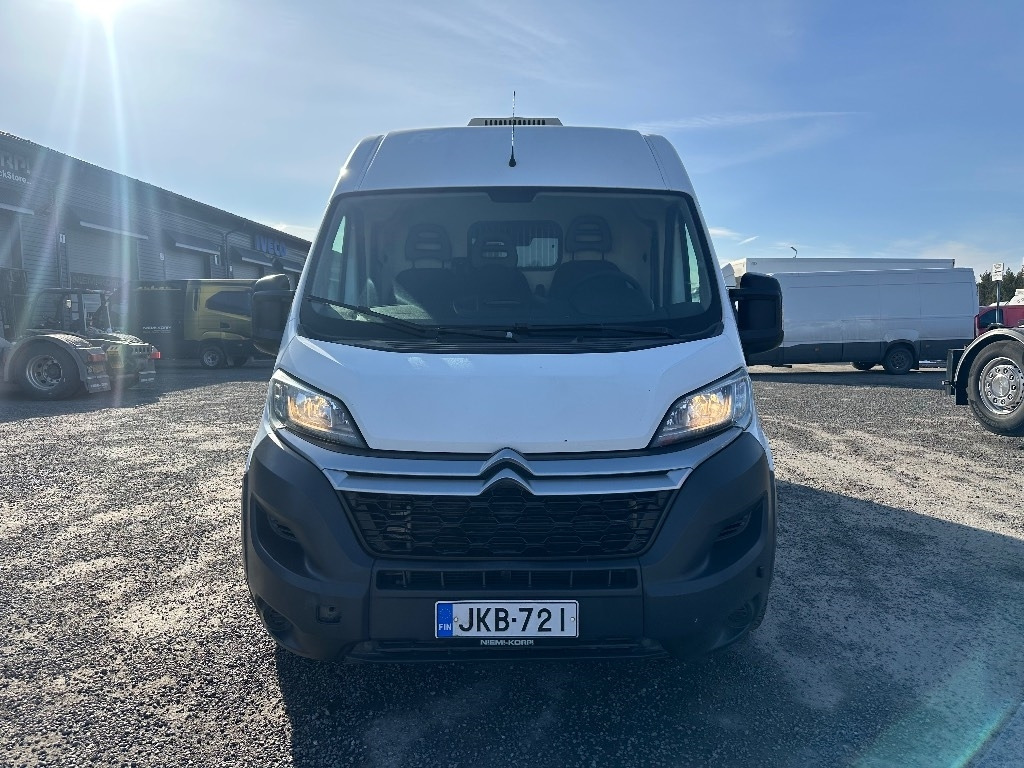 Citroën Jumper 2.2 kylmäkoneella  - Цельнометаллический фургон: фото 2 Citroën Jumper 2.2 kylmäkoneella  - Цельнометаллический фургон: фото 2