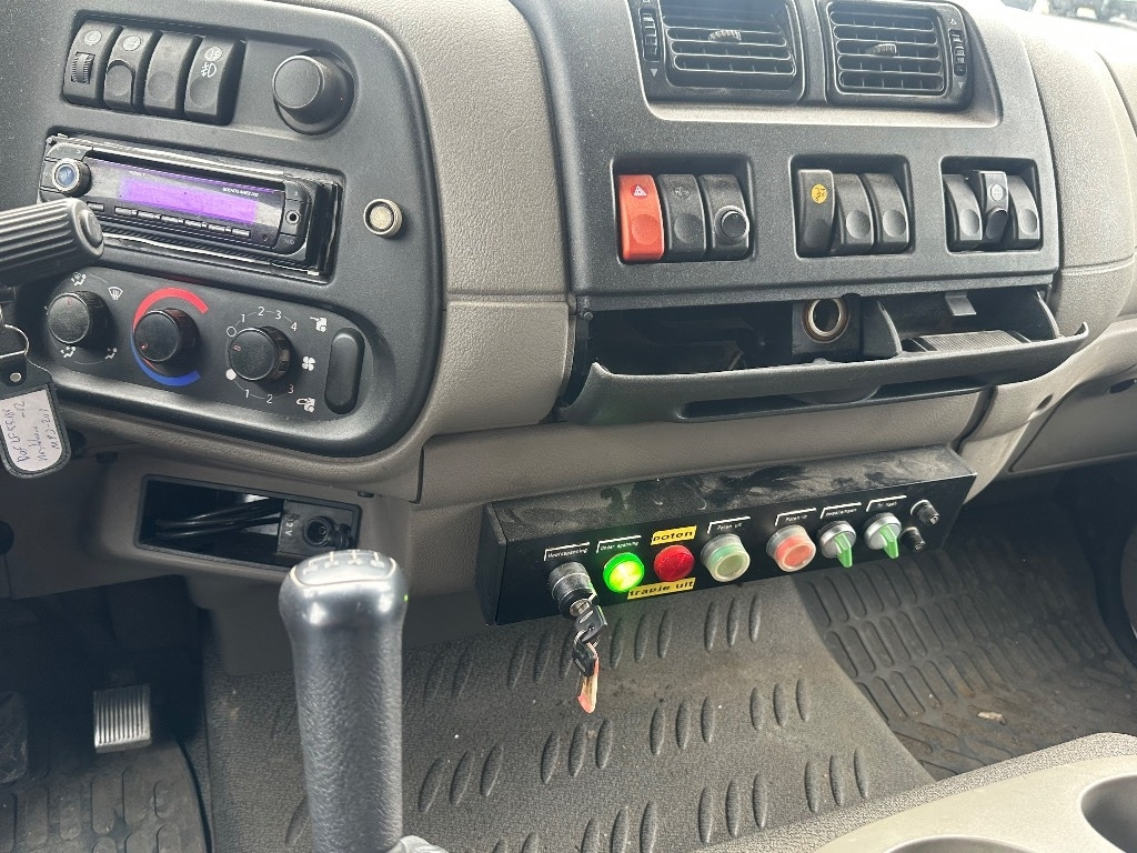 Автоманипулятор DAF 55.180 henkilönostin: фото 17 Автоманипулятор DAF 55.180 henkilönostin: фото 17