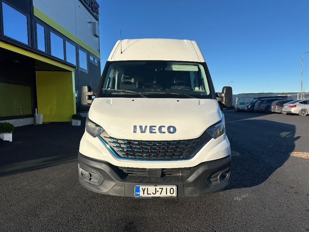 Iveco Daily 35S14 CNG A8 Huom! 6hlö PAKETTIAUTO - Цельнометаллический фургон: фото 2 Iveco Daily 35S14 CNG A8 Huom! 6hlö PAKETTIAUTO - Цельнометаллический фургон: фото 2