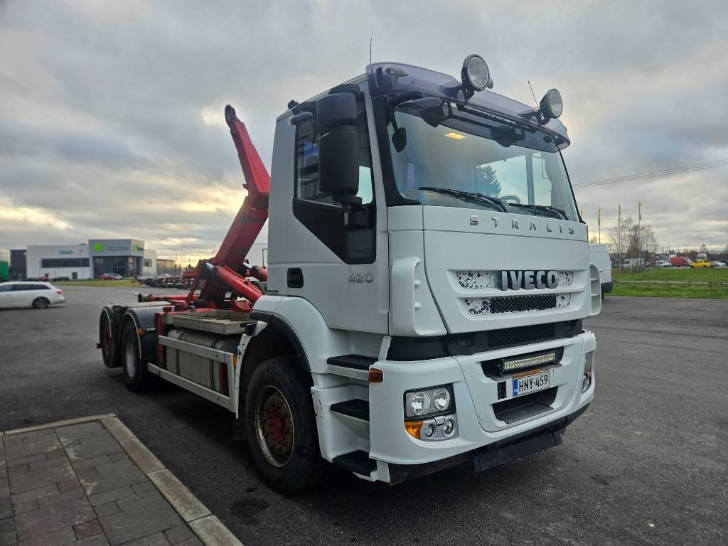 Iveco Stralis 260 S42 6x2*4  - Крюковой мультилифт: фото 2 Iveco Stralis 260 S42 6x2*4  - Крюковой мультилифт: фото 2