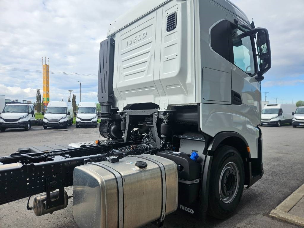 Iveco X-Way AS260X530 heti toimitukseen - Грузовик-шасси: фото 4 Iveco X-Way AS260X530 heti toimitukseen - Грузовик-шасси: фото 4