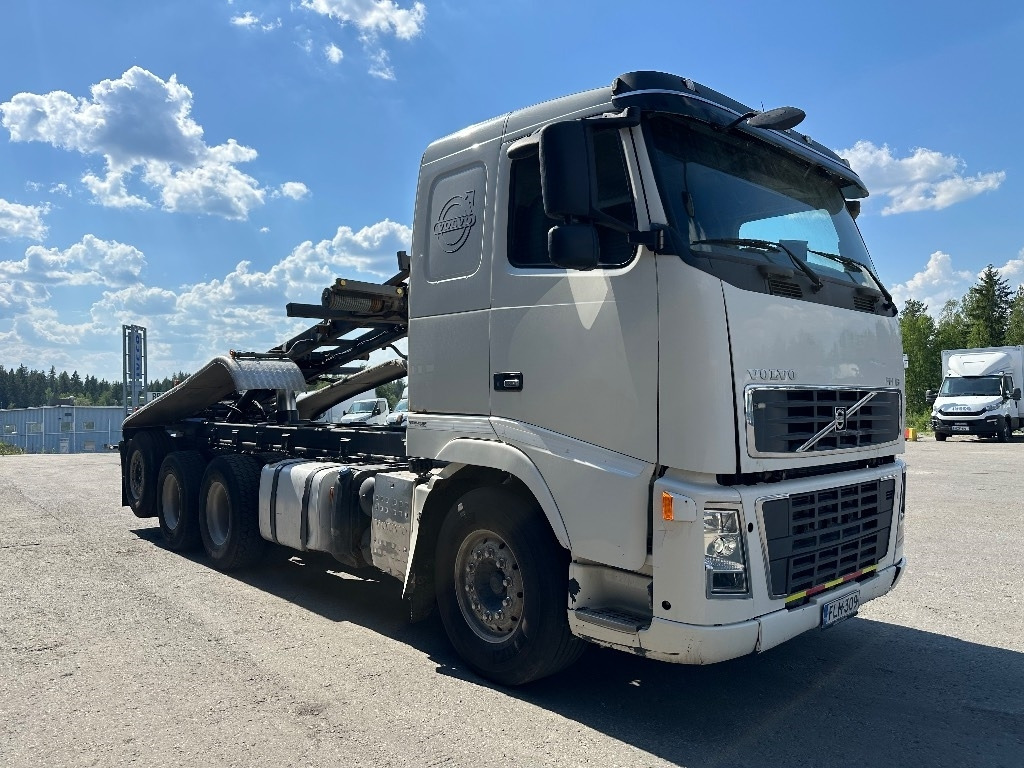 Volvo FH16 540 8x4*4 - Тросовый мультилифт: фото 3 Volvo FH16 540 8x4*4 - Тросовый мультилифт: фото 3