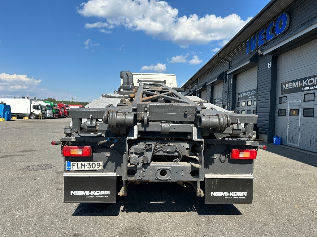 Тросовый мультилифт Volvo FH16 540 8x4*4: фото 6