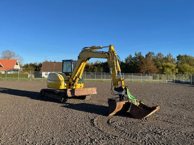 KOMATSU PC80MR - Гусеничный экскаватор: фото 2 KOMATSU PC80MR - Гусеничный экскаватор: фото 2