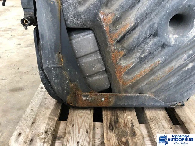 Scania Adblue pumpe Adblue tank P/N: 2141802 – 1884225 - Бак для AdBlue для Грузовиков: фото 3 Scania Adblue pumpe Adblue tank P/N: 2141802 – 1884225 - Бак для AdBlue для Грузовиков: фото 3