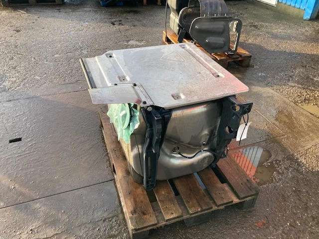 Scania Silencer – Scania 2684368 - Глушитель/ Выхлопная система для Грузовиков: фото 3 Scania Silencer – Scania 2684368 - Глушитель/ Выхлопная система для Грузовиков: фото 3