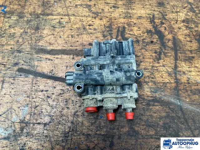 Scania Valve block – Scania 1889795 - Электрическая система для Грузовиков: фото 1 Scania Valve block – Scania 1889795 - Электрическая система для Грузовиков: фото 1