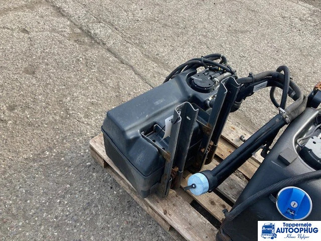 Scania adblue tank – reductant tank Scania 2196094 - Бак для AdBlue для Грузовиков: фото 3 Scania adblue tank – reductant tank Scania 2196094 - Бак для AdBlue для Грузовиков: фото 3