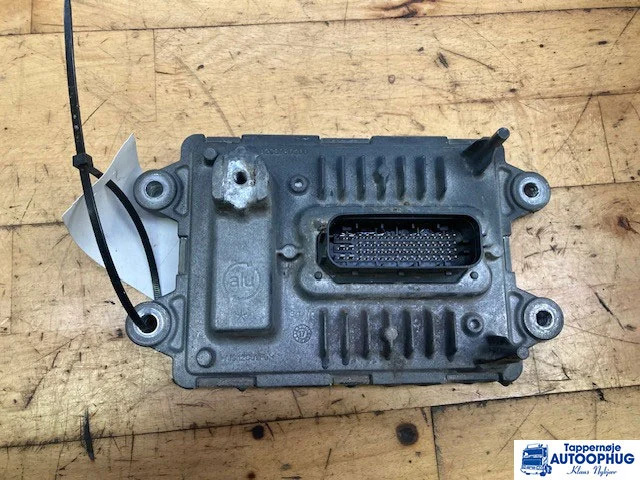 Volvo Adblue control unit Volvo 21870075 - Электрическая система для Грузовиков: фото 1 Volvo Adblue control unit Volvo 21870075 - Электрическая система для Грузовиков: фото 1