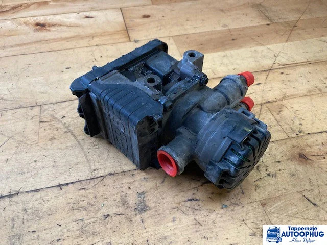Volvo Brake modulator front – Volvo 22225550 - Электрическая система для Грузовиков: фото 3 Volvo Brake modulator front – Volvo 22225550 - Электрическая система для Грузовиков: фото 3