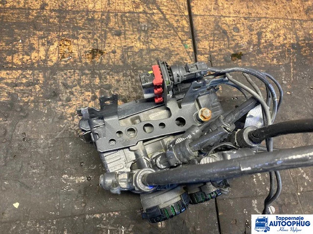 Volvo Modulator Volvo 22225554 - Электрическая система для Грузовиков: фото 2 Volvo Modulator Volvo 22225554 - Электрическая система для Грузовиков: фото 2