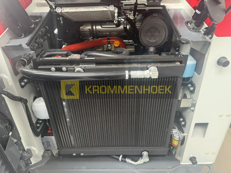 Новый Мини-погрузчик с бортовым поворотом Takeuchi TL 12 V-2: фото 18