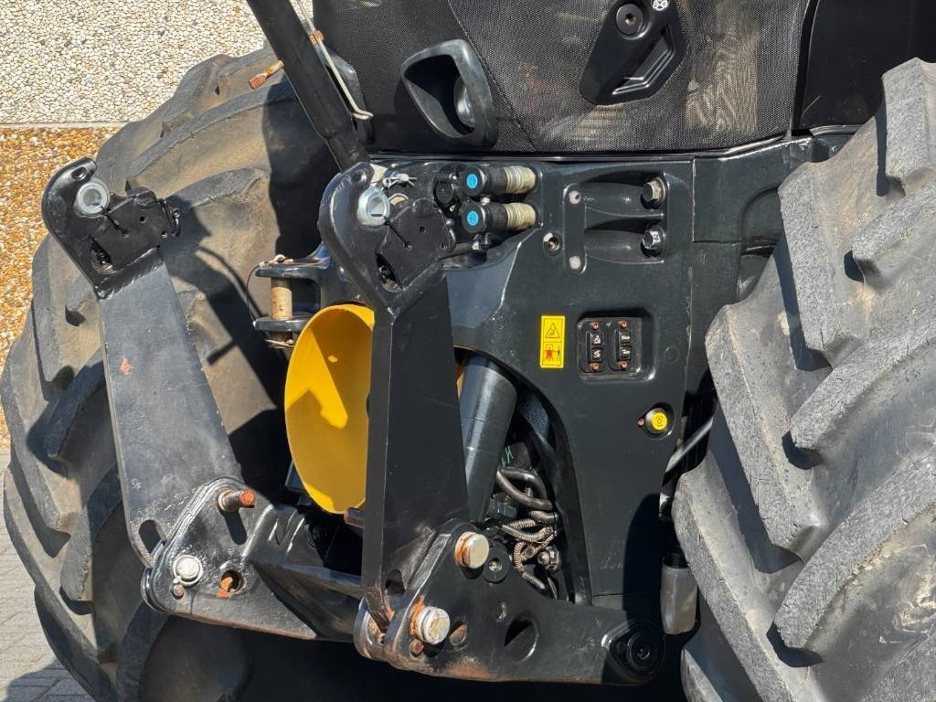 Case IH OPTUM 300 CVX, 2021, 3294 hours, frontlinkage + PT - Трактор: фото 4 Case IH OPTUM 300 CVX, 2021, 3294 hours, frontlinkage + PT - Трактор: фото 4