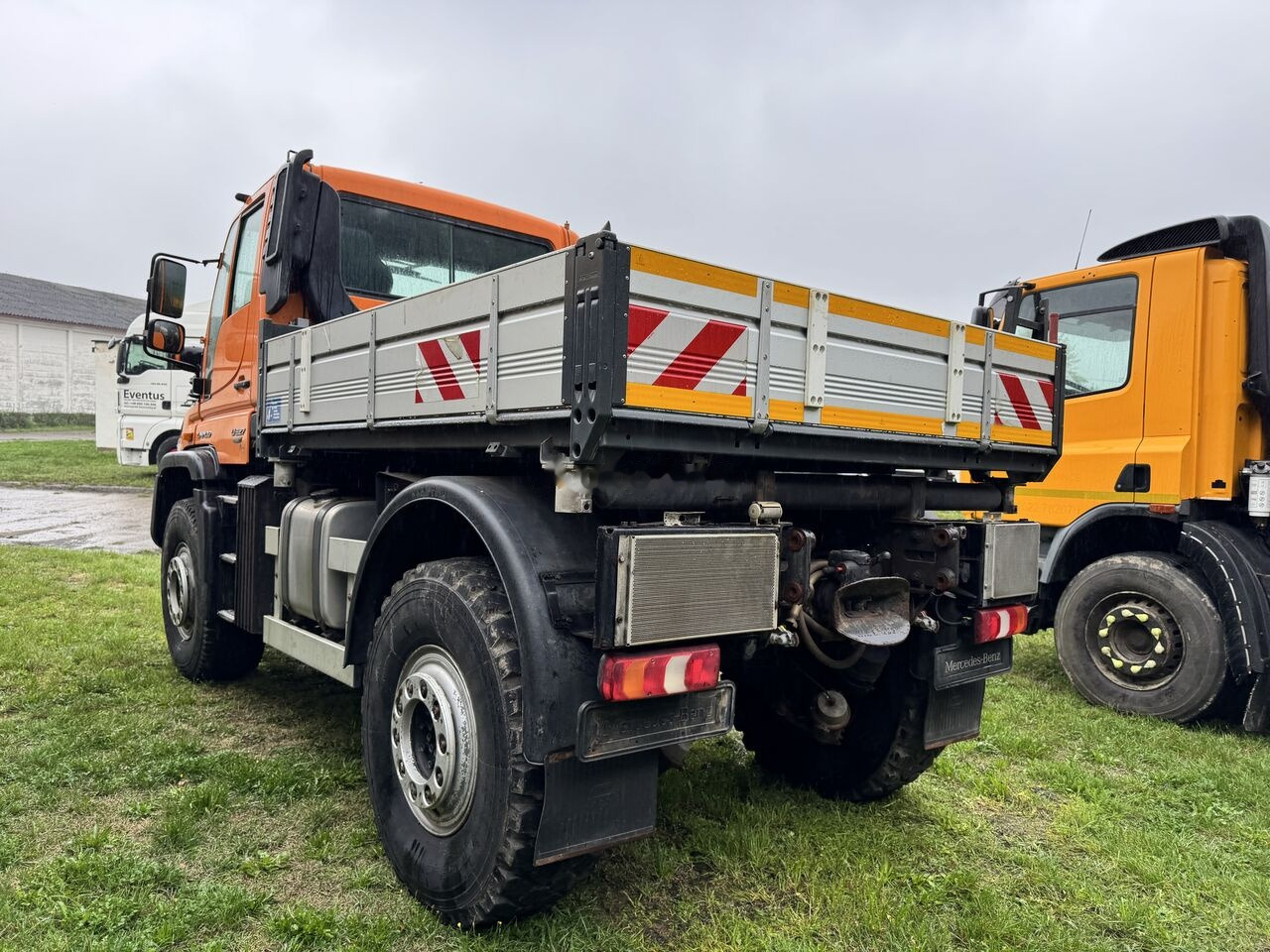 Mercedes-Benz Unimog U527 - Коммунальная/ Специальная техника: фото 3 Mercedes-Benz Unimog U527 - Коммунальная/ Специальная техника: фото 3