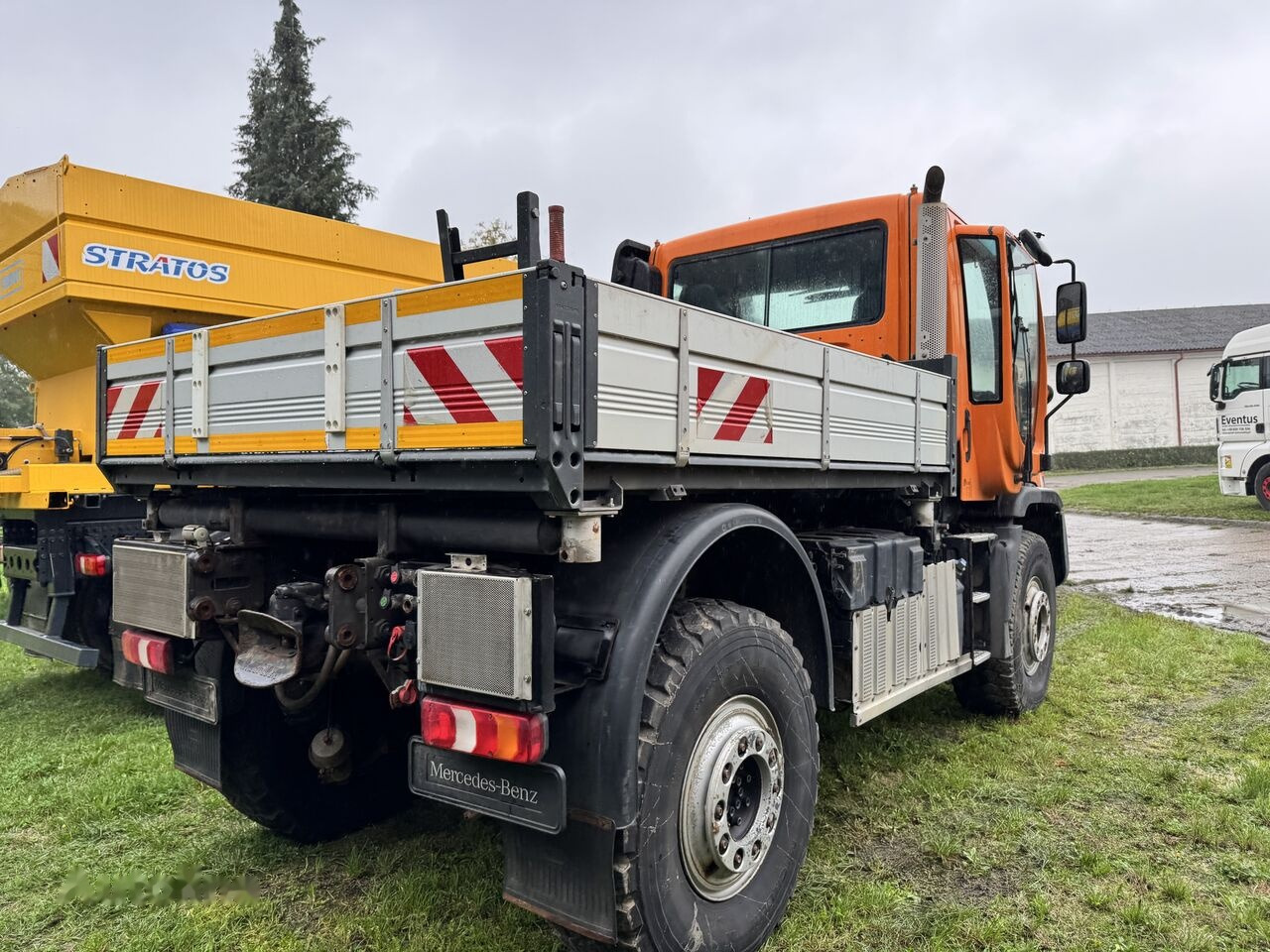 Mercedes-Benz Unimog U527 - Коммунальная/ Специальная техника: фото 4 Mercedes-Benz Unimog U527 - Коммунальная/ Специальная техника: фото 4