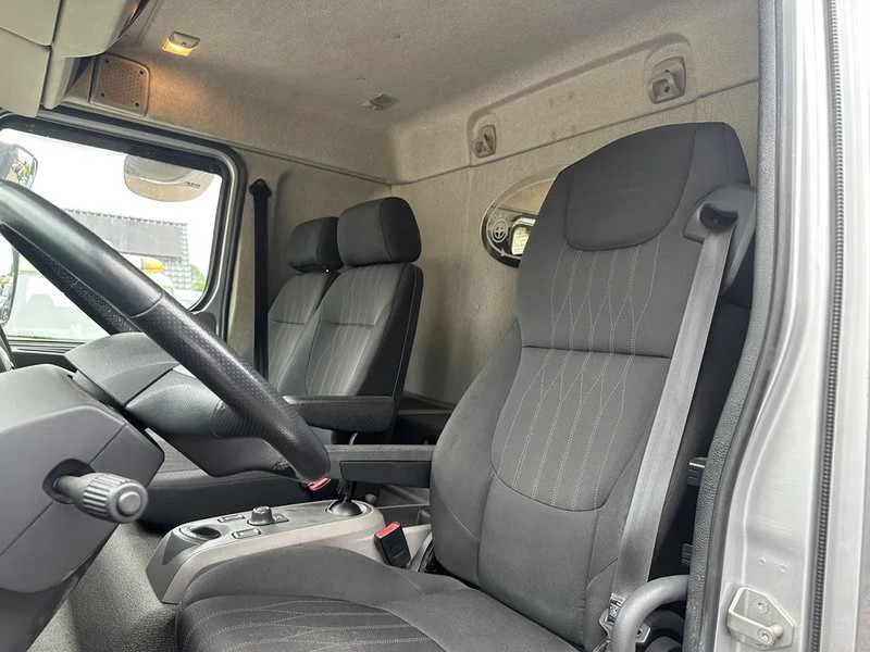 Автовоз DAF LF 230 Autotransporter Showtruck 4/5 Loader 3 Seats Camera: фото 11 Автовоз DAF LF 230 Autotransporter Showtruck 4/5 Loader 3 Seats Camera: фото 11