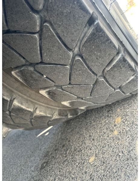 Тягач MAN TGS 18.460 Kiphidravlika Intarder: фото 10 Тягач MAN TGS 18.460 Kiphidravlika Intarder: фото 10