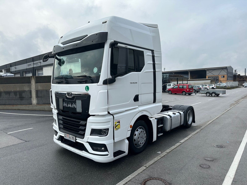 MAN TGX 18.510 4X2 LL SA Intarder Klima ACC - Тягач: фото 2 MAN TGX 18.510 4X2 LL SA Intarder Klima ACC - Тягач: фото 2