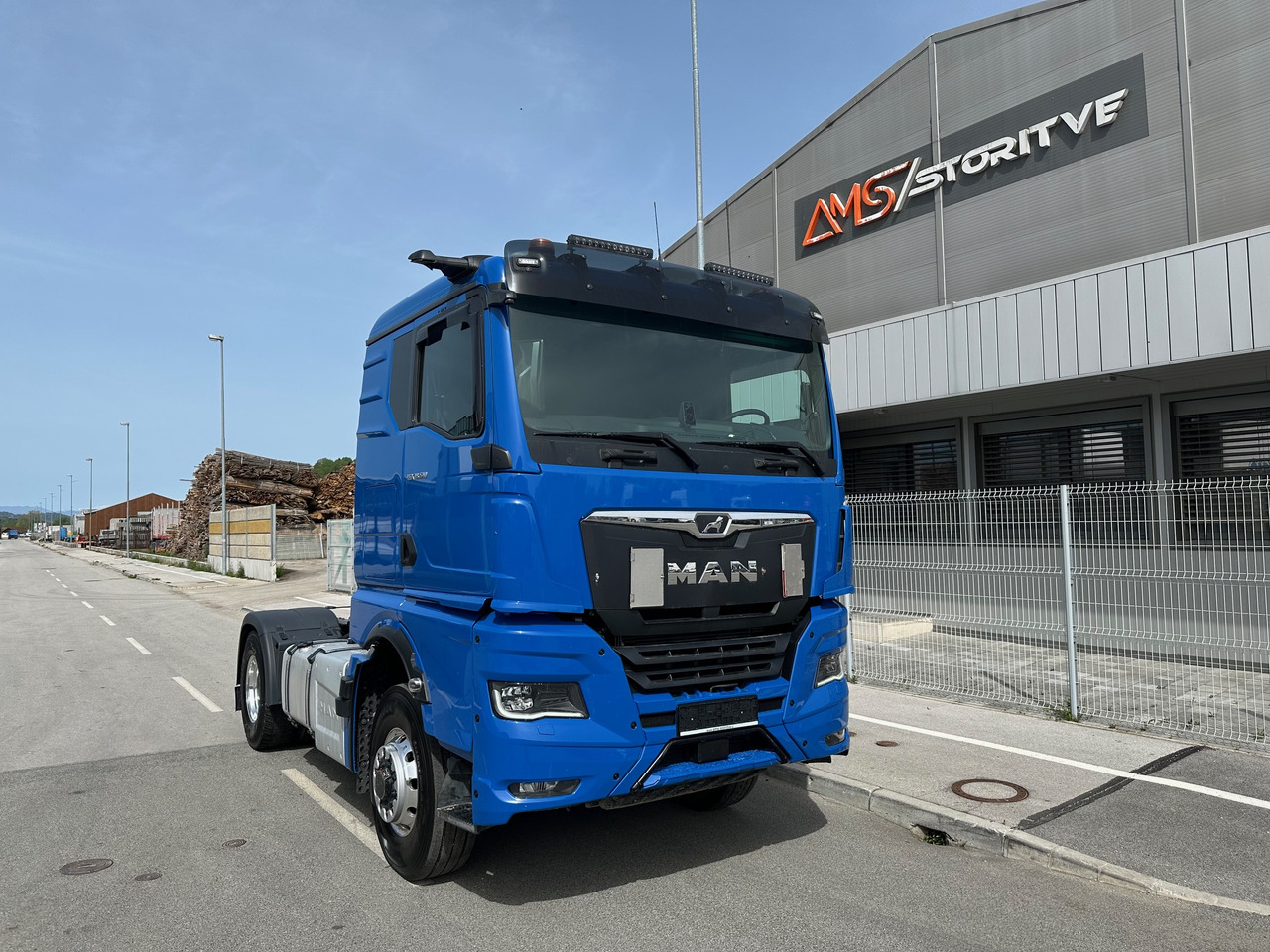 MAN TGX 18.510 4X4 Hydrodrive Kiphidravlika ALU - Тягач: фото 1 MAN TGX 18.510 4X4 Hydrodrive Kiphidravlika ALU - Тягач: фото 1