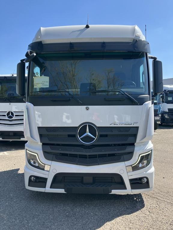 Mercedes-Benz Actros 1851 LS 4x2 - Тягач: фото 3 Mercedes-Benz Actros 1851 LS 4x2 - Тягач: фото 3