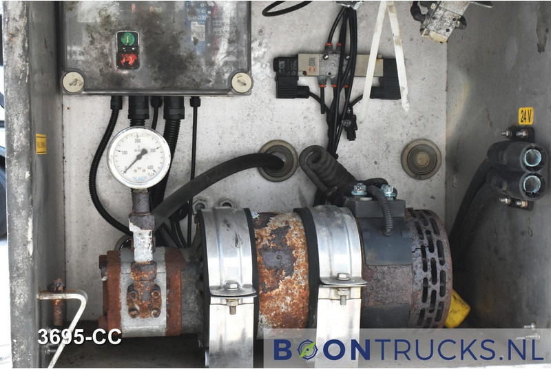 Полуприцеп-контейнеровоз/ Сменный кузов LAG O-3-CC | 30ft TIPPING CHASSIS * 24v SELF SUPPORT * BPW/DISC: фото 7 Полуприцеп-контейнеровоз/ Сменный кузов LAG O-3-CC | 30ft TIPPING CHASSIS * 24v SELF SUPPORT * BPW/DISC: фото 7