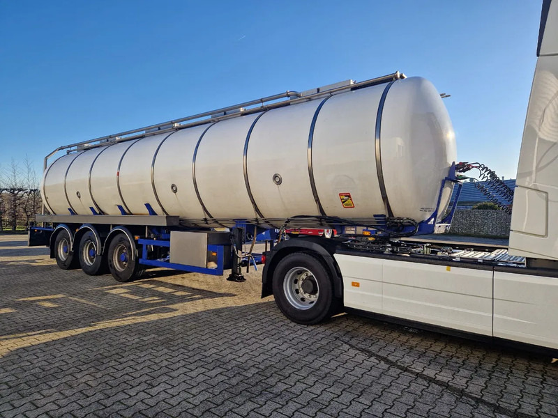 Dijkstra 34000 liter tankoplegger met Vogelsang pomp (MET NIEUWE APK !!) - Полуприцеп-цистерна: фото 5 Dijkstra 34000 liter tankoplegger met Vogelsang pomp (MET NIEUWE APK !!) - Полуприцеп-цистерна: фото 5
