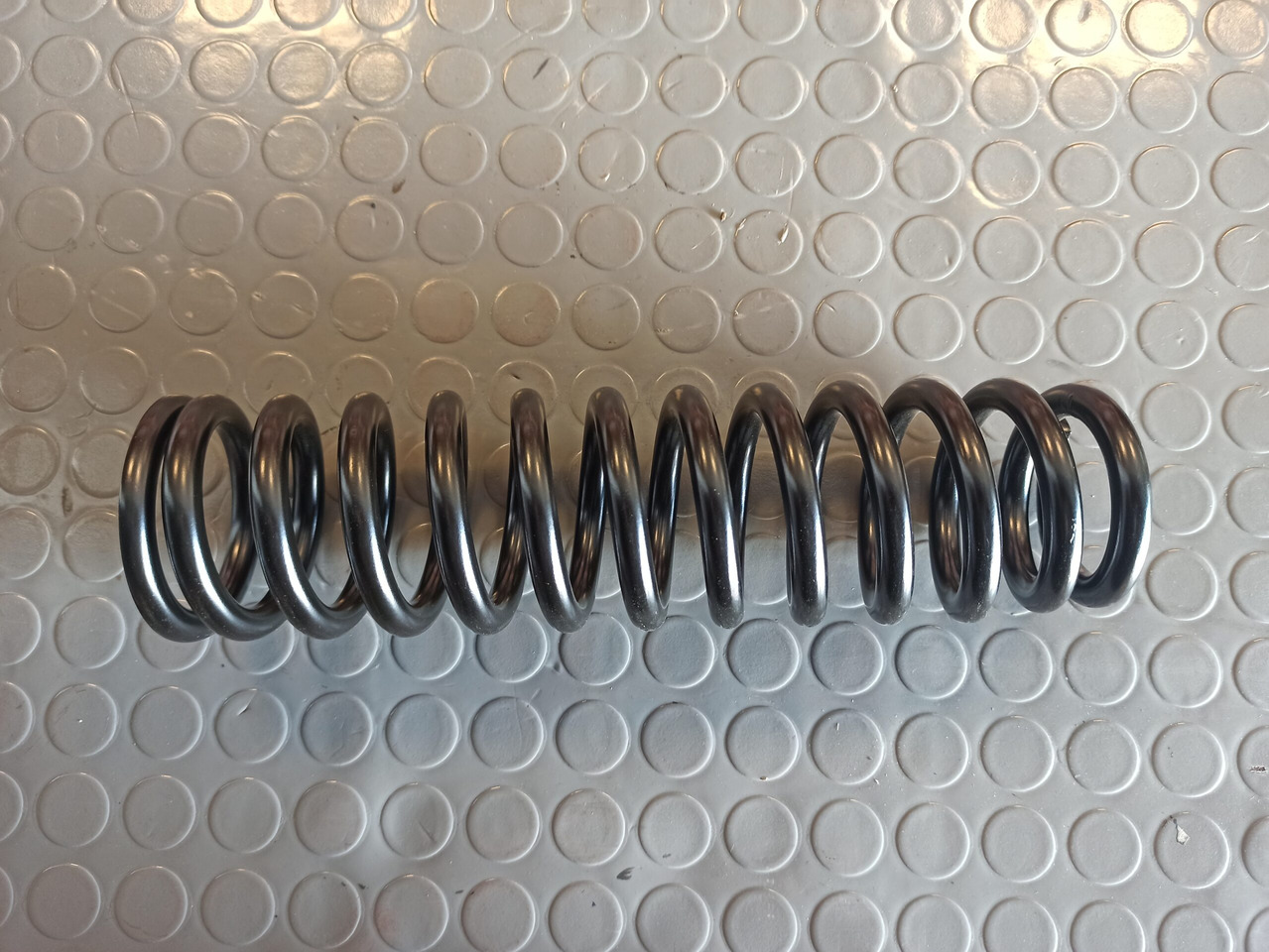 SCANIA CAB SUSPENSION SPRING - 1466176 - Подвеска кабины для Грузовиков: фото 1 SCANIA CAB SUSPENSION SPRING - 1466176 - Подвеска кабины для Грузовиков: фото 1