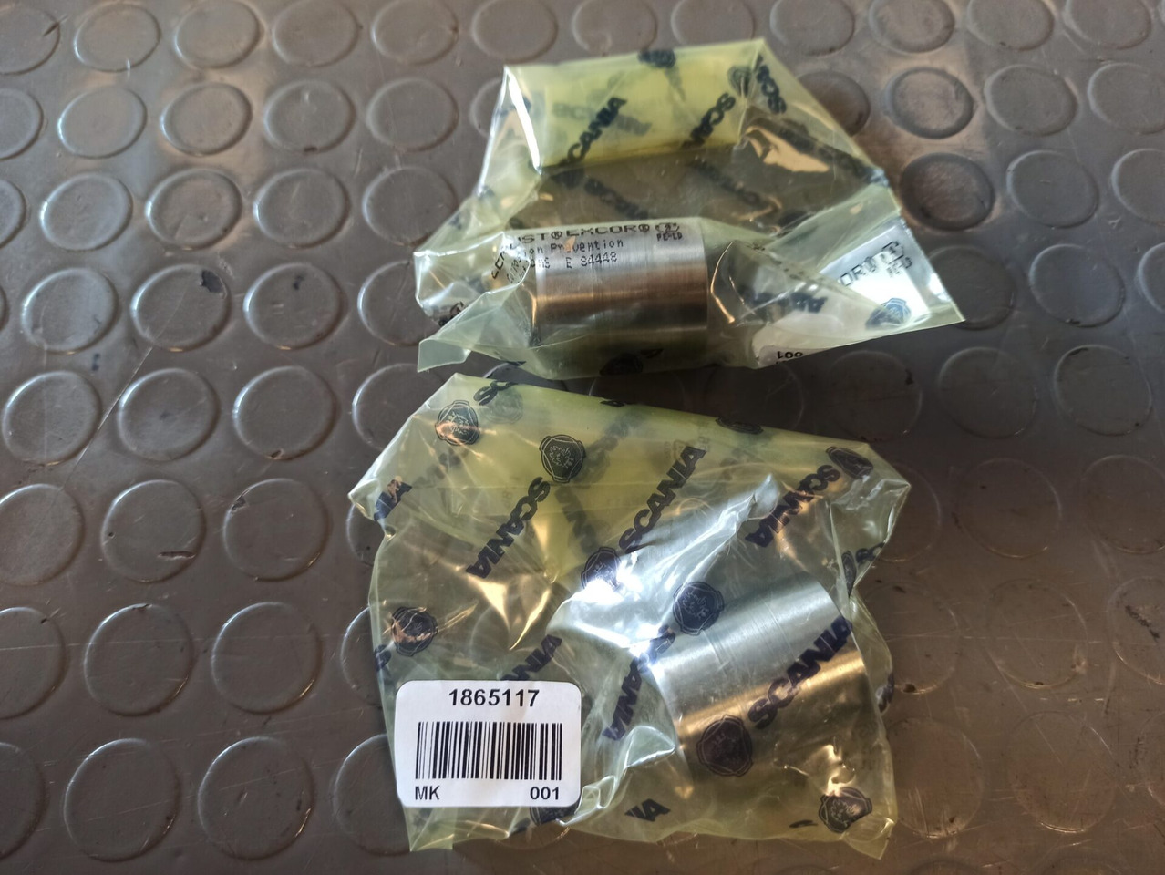 SCANIA INJECTOR SLEEVE 1865117 - Распределитель впрыска для Грузовиков: фото 1 SCANIA INJECTOR SLEEVE 1865117 - Распределитель впрыска для Грузовиков: фото 1