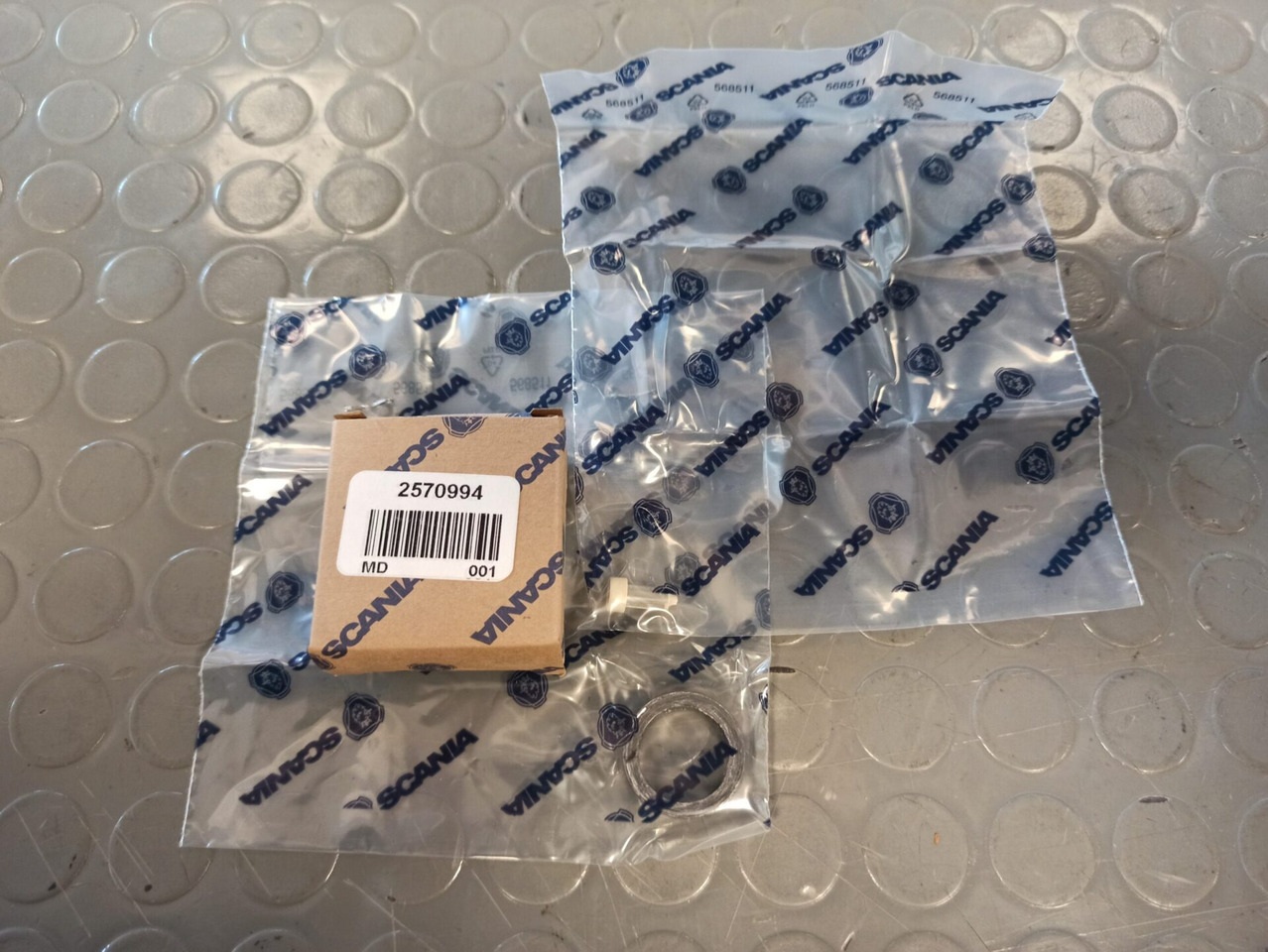 SCANIA REPAIR KIT - 2570994 - Комплект для ремонта двигателя для Грузовиков: фото 1 SCANIA REPAIR KIT - 2570994 - Комплект для ремонта двигателя для Грузовиков: фото 1