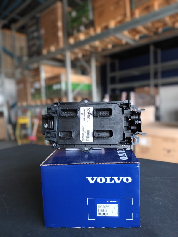 VOLVO CONTROL UNIT - 22119392 - Блок управления для Грузовиков: фото 1 VOLVO CONTROL UNIT - 22119392 - Блок управления для Грузовиков: фото 1