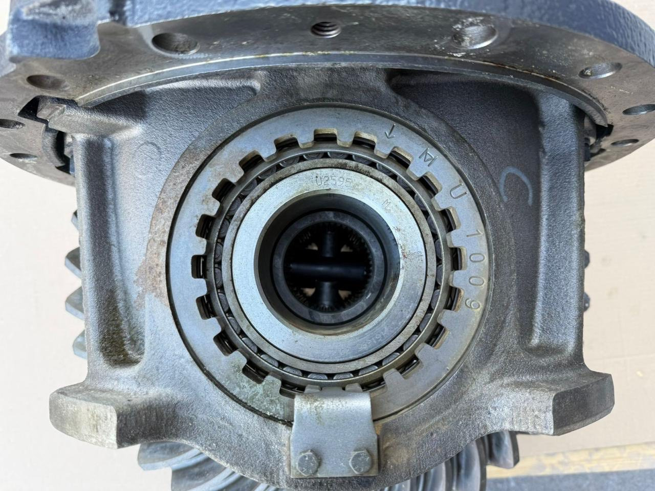 VOLVO Differential Groups 20864048 - Ось и запчасти для Грузовиков: фото 4 VOLVO Differential Groups 20864048 - Ось и запчасти для Грузовиков: фото 4