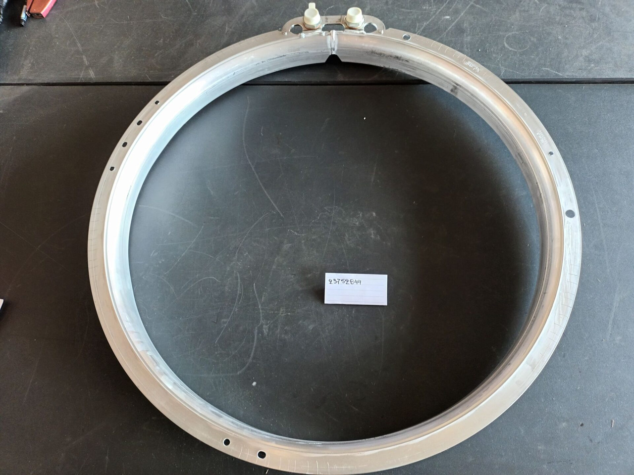 VOLVO FAN RING - 23752844 - Вентилятор для Грузовиков: фото 1 VOLVO FAN RING - 23752844 - Вентилятор для Грузовиков: фото 1