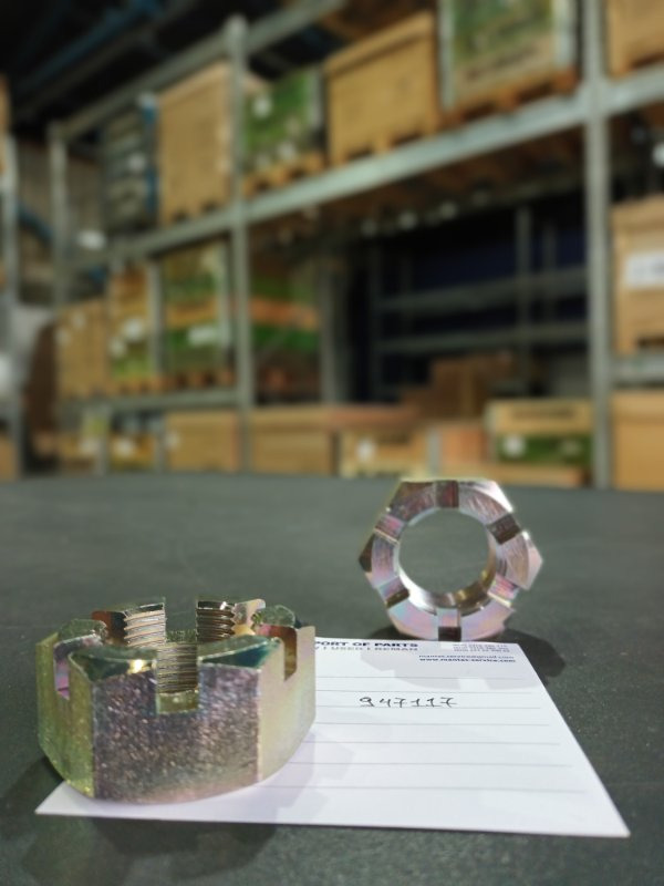 VOLVO NUT 947117 - Ось и запчасти для Грузовиков: фото 1 VOLVO NUT 947117 - Ось и запчасти для Грузовиков: фото 1