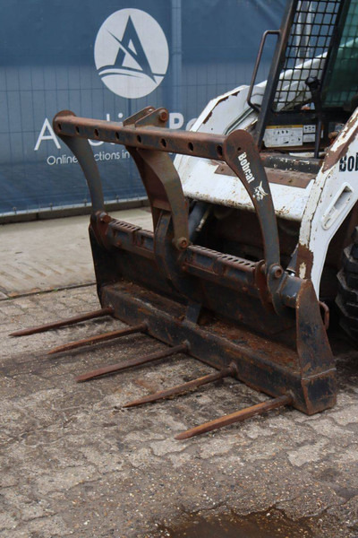 Колёсный погрузчик Bobcat S175: фото 10