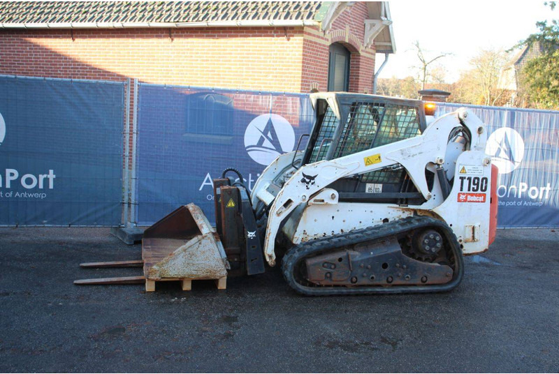 Bobcat T190 - Гусеничный погрузчик: фото 1 Bobcat T190 - Гусеничный погрузчик: фото 1