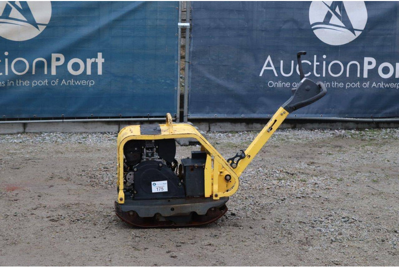 Bomag BPR 35/42 D - Виброплита: фото 1 Bomag BPR 35/42 D - Виброплита: фото 1